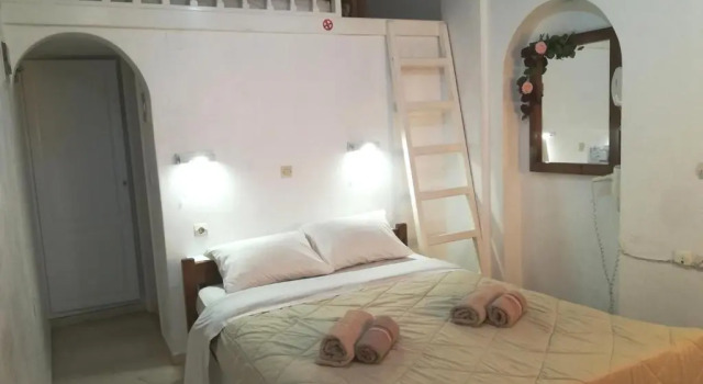 Номер Economy The Best Studios & Rooms