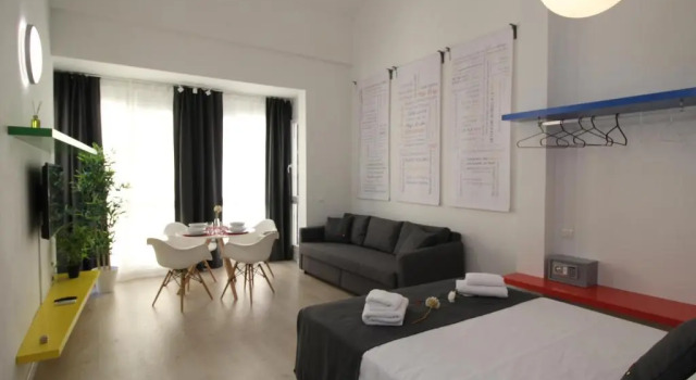 Apartamentos Romero Luna