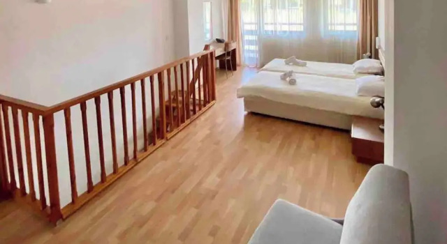 1BR Homey Duplex 300mbps Wifi 2 Floor With Washer, Prenota Appartamento Hotel a Blagoevgrad con parcheggio, Parcheggio