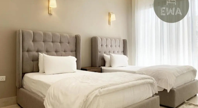 Kease Yasmin E-3 Royal touch GX80, Buchen Sie Hotel Riad 