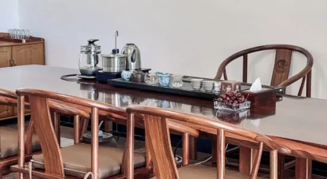 Xundian Guixiangting Leisure Courtyard Homestay, Rezerwuj Hotel Hotele w Kunming z parkingiem, Parking