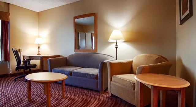 Best Western Syracuse Airport Inn, Buchen Sie Hotel Syracuse Finger Lakes