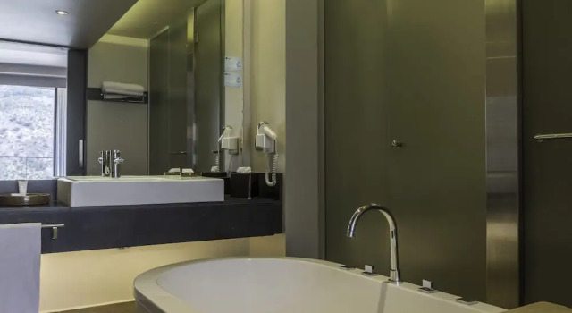 Номер Standard с балконом Enjoy Santiago - Hotel del Valle