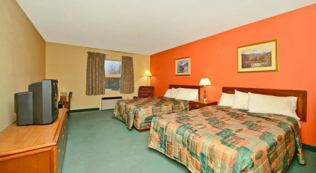 Best Value Inn & Suites Parry Sound, Rezervovat Hotel Parry Sound Ontario, poblíž Chippewa III
