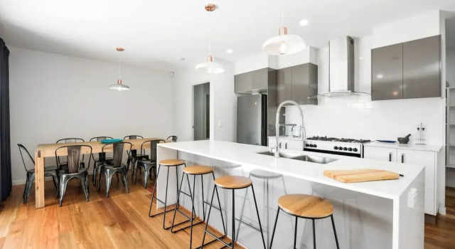 Коттедж Pet Friendly, new House Peregian Breeze Drive, Peregian Beach