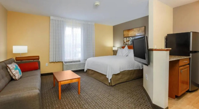 Студия TownePlace Suites by Marriott College Station