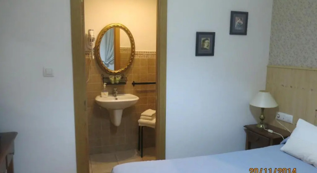 Трёхместный номер Standard Hostal Fenix