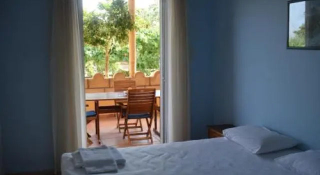 Alexandros Apartments