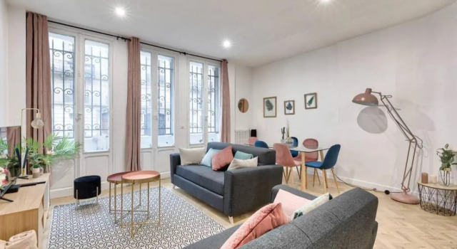 Appartement Familial proche Arc de Triomphe - 8P, Забронировать Апартаменты/квартира Апартаменты Парижа, рядом с Пон-Кардинет, Апартаменты/квартира
