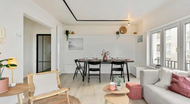Апартаменты Stylishly Refurbished Apartment With sea View