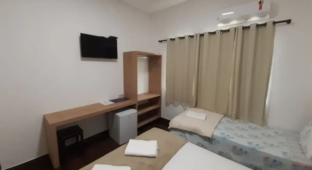 POUSADA LIMAS SUITES, Забронировать Гостевой дом Гостевые дома Капитолиу, Гостевой дом