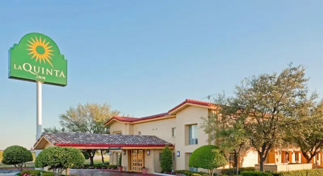 Номер Superior La Quinta Inn & Suites by Wyndham Lewisville