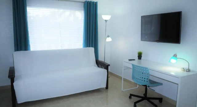 Апартаменты Horizon by the Sea Inn