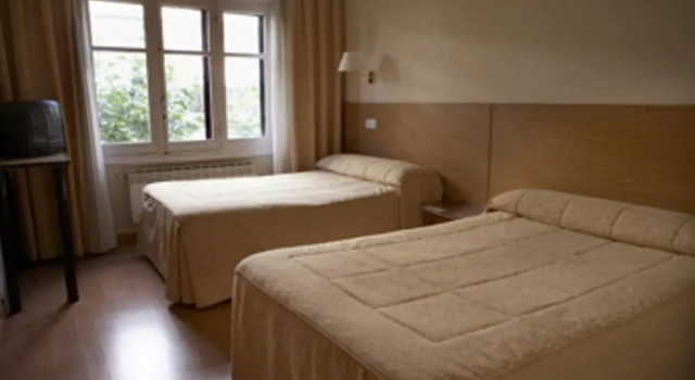 Двухместный номер Standard Hostal Bezana