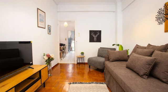 Central Athens Fully-equipped Getaway in Victoria