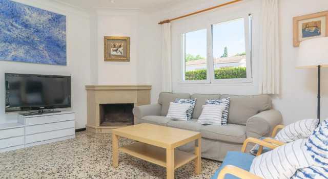 BALENA 21 - Villa with private pool in Sa Ràpita. Free WiFi, Book Villa Campos 