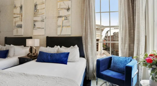 Четырёхместный номер Standard La Galerie French Quarter Hotel