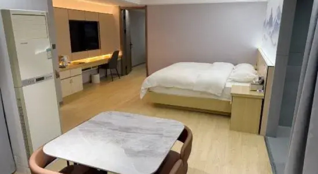 Люкс Deluxe Maguan Golden Oriental Hotel