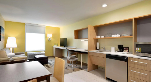 Двухместный люкс Home2 Suites By Hilton Baton Rouge