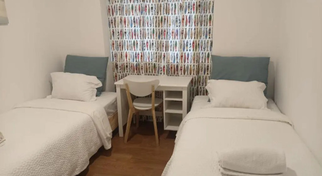 In Bed with Lisbon - by Mary, Rezerwuj Hotel Amadora Lisbon Region