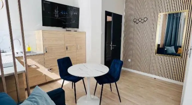 Апартаменты Deluxe Pokoje i Apartamenty Willa Bielany