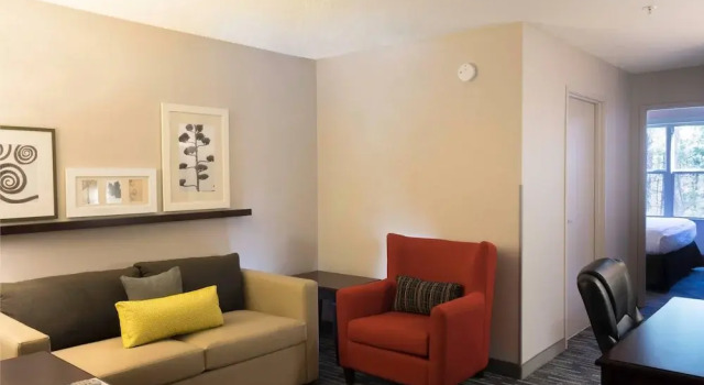 Люкс Country Inn & Suites by Radisson, Doswell Kings Dominion , VA