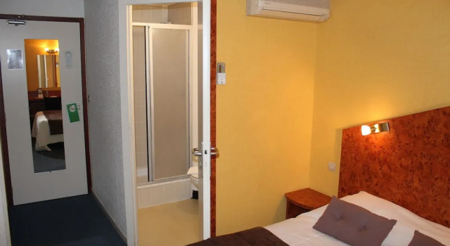 Номер Standard MetrHotel Basso Cambo