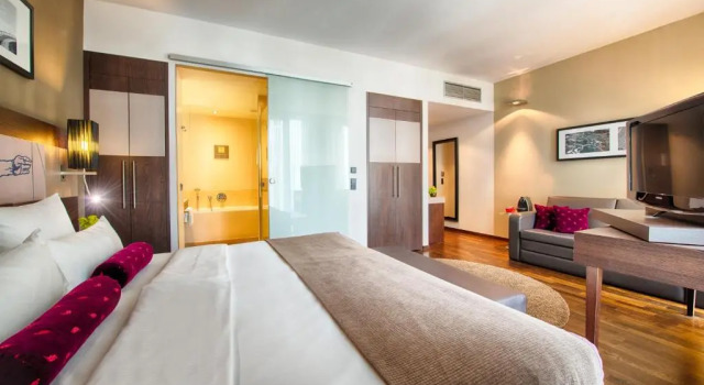 Двухместный номер Deluxe Leonardo Royal Hotel Munich