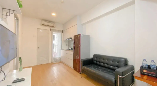 Апартаменты Standard Cozy And Modern Style 1Br Apartment Green Bay Pluit