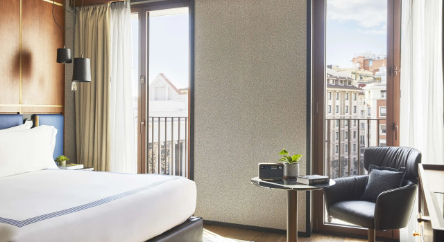 Двухместный номер с балконом Thompson Madrid, by Hyatt
