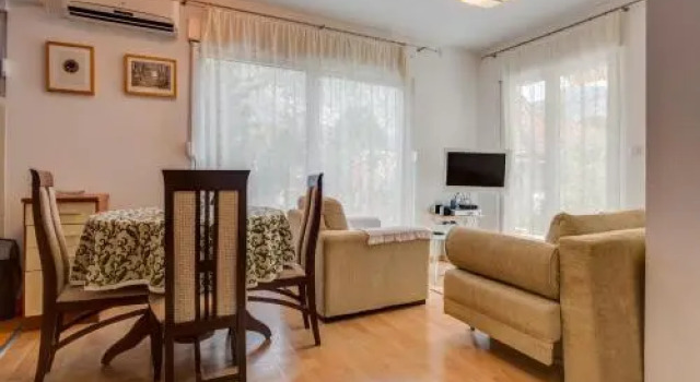 Apartments Frezija, Book Lejlighed Hoteller i Kotor Riviera med parkering, Parkering