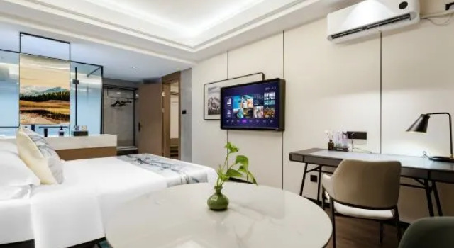 Люкс Executive Luohe Asia Hotel (Changjian Square Branch, Renmin Road)