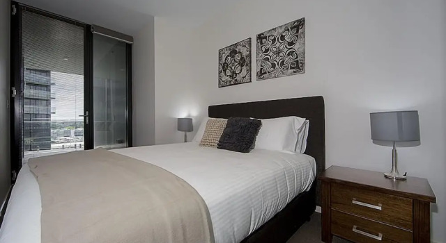 Accommodate Canberra - Manhattan