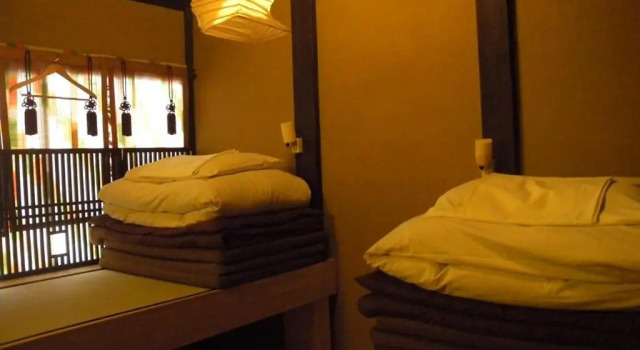 Кровать в общем номере (женский номер) Guest House Kingyoya