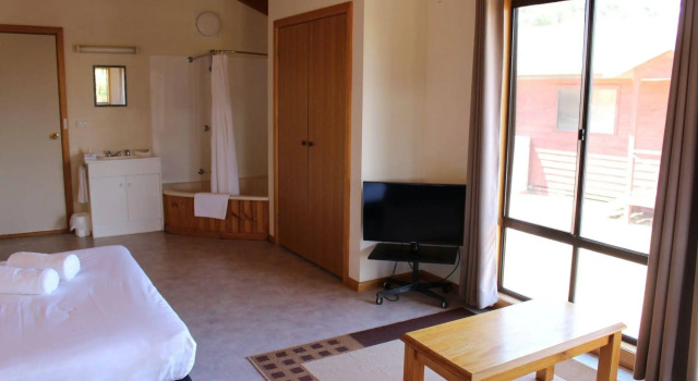 Eastcoast Central Watersedge Resort, Rezervasyon Tatil Köyü Tasmanya SPA oteller, SPA