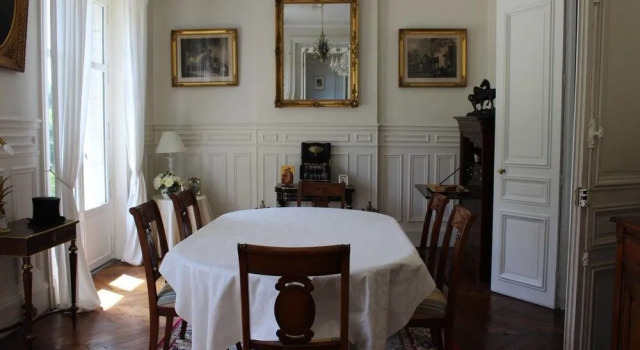 Château de la Chasse Beauvais, Reservar Hotel Romagné 