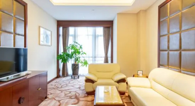 Люкс Deluxe Yangzhou Airport Hotel