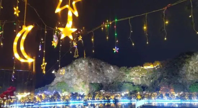 Seven Star Cave Biela Wuyang Homestay (Yanqian), Prenota Hotel Zhaoqing Guangdong