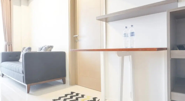 Comfortable and Minimalist 2BR at Gold Coast Apartment By Travelio, Забронировать Апартаменты/квартира Отели Джакарты с бассейном, рядом с Торговый центр PIK Avenue, Бассейн