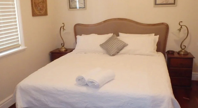 The Colonial House, Брондау Қонақ үй Perth CBD Перт