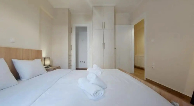 A modern renovated maisonette Nikaia