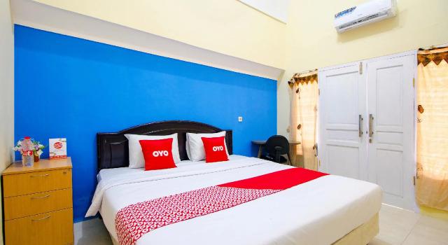 OYO Life 1643 Grand Monica, Book Hotel Depok 