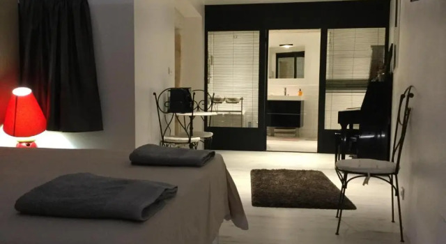 Eyragues suite parentale, Забронировать Отель Эйраг Буш-дю-Рон