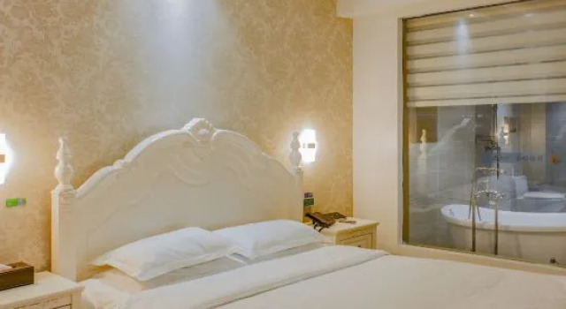 Люкс Executive Xiangjiang International Hotel
