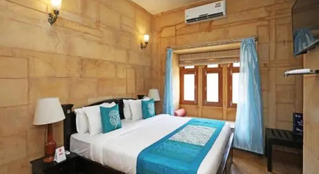 OYO 8100 Hotel Naman Haveli, Забронировать Отель Отели штата Раджастхана с парковкой, Парковка