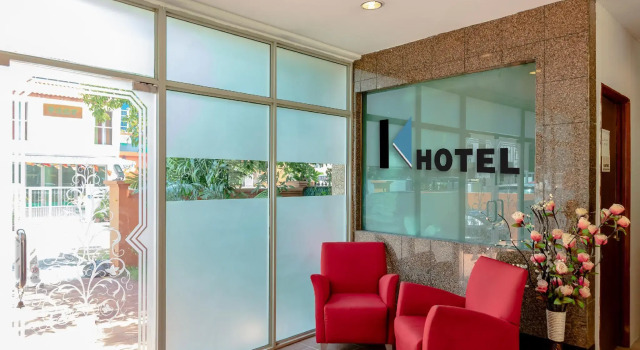 K Hotel 14, Book Hotel Hoteller i East Coast med parkering, Parkering