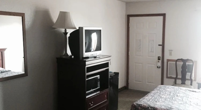 Четырёхместный номер Standard Country Inn Bolivar