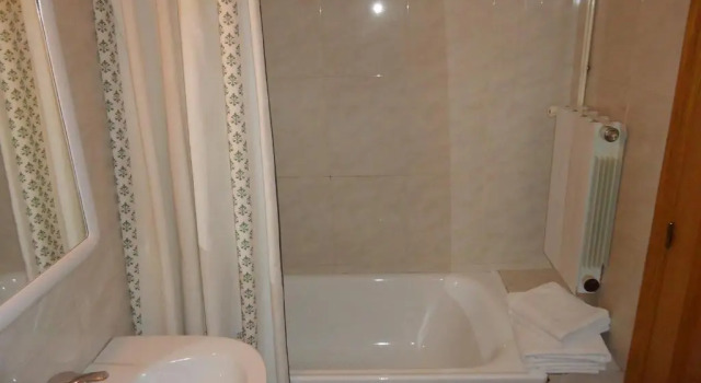 Апартаменты с 3 комнатами Apartaments La Llucana