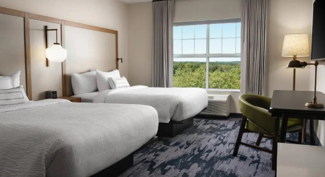 Четырёхместный номер Standard Fairfield Inn & Suites by Marriott South Kingstown Newport Area