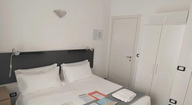 Двухместный номер Comfort с балконом и с видом на город DOMUS NIKOLAI ROOMS AND TERRACE-Central Bari